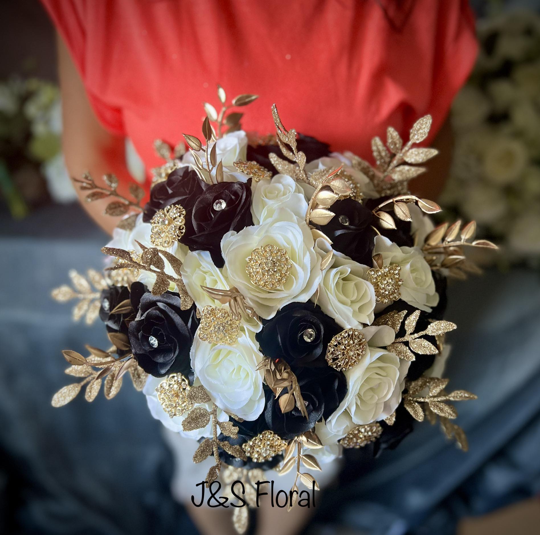 Lorena Black White Gold Bundle – J & S Floral