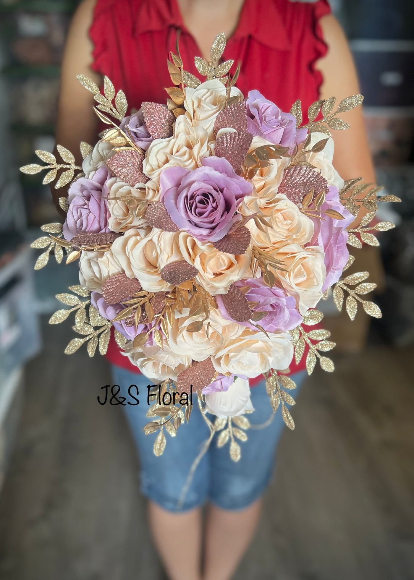 Gigi Rose gold Lavender Champagne gold Bouquet J & S Floral Gigi Rose gold Lavender Champagne gold Bouquet J & S Floral