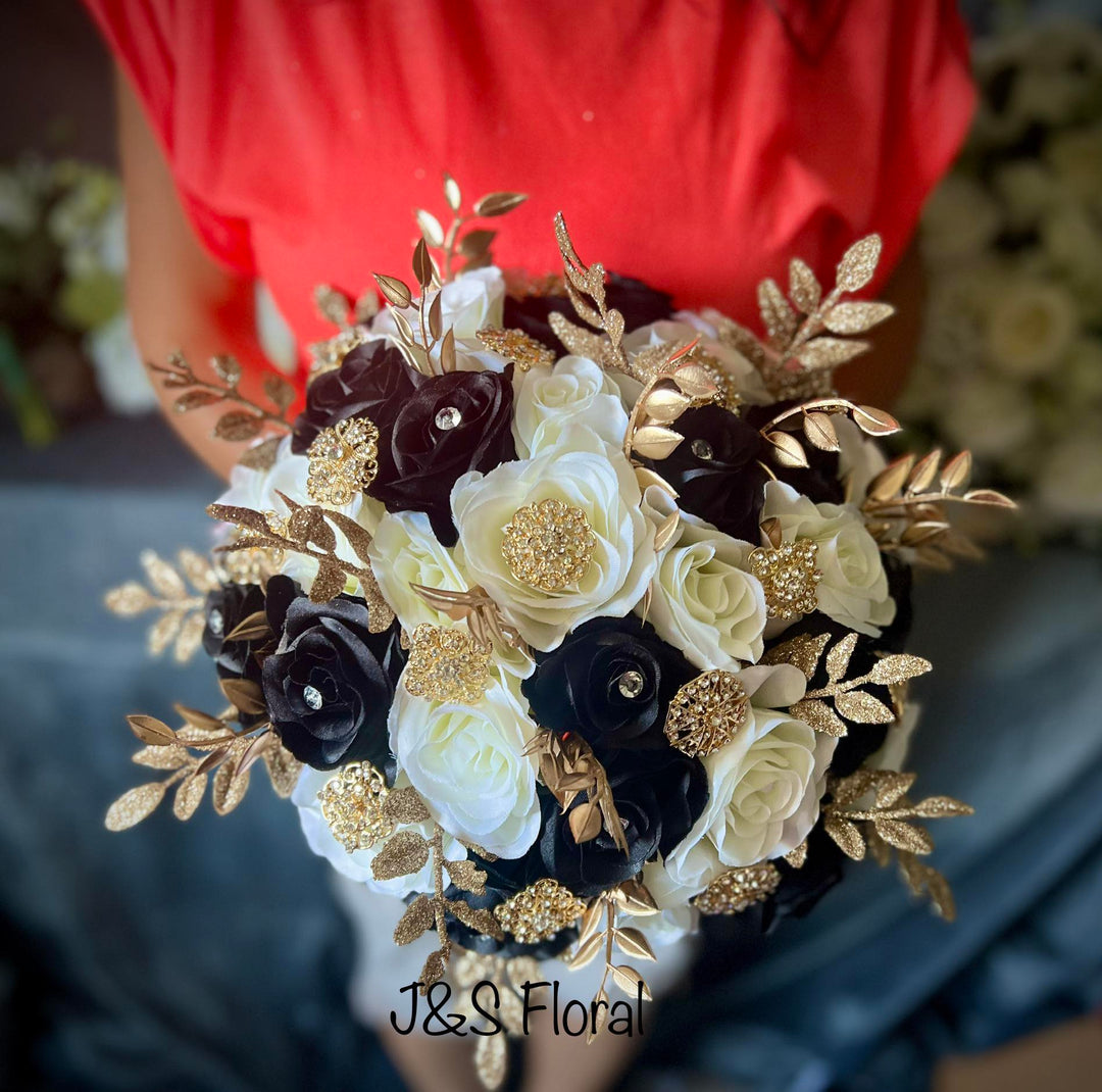 Lorena Black White Gold Bundle J & S Floral Lorena Black White Gold Bundle J & S Floral