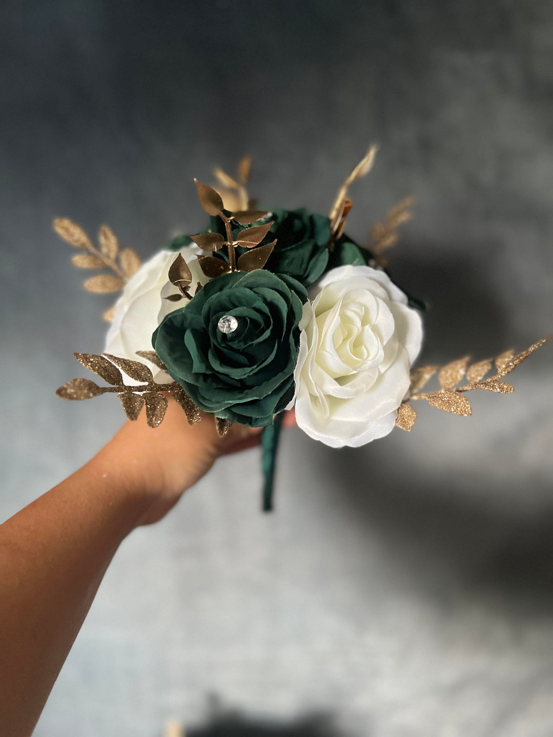Gloria Gold Emerald Green White Bundle – J & S Floral