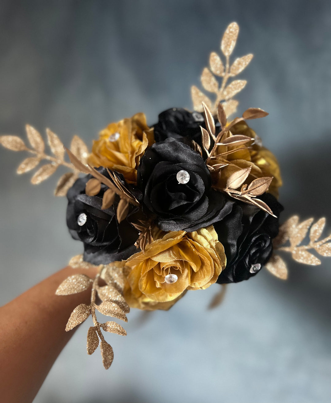 Nina Black Gold Bundle – J & S Floral