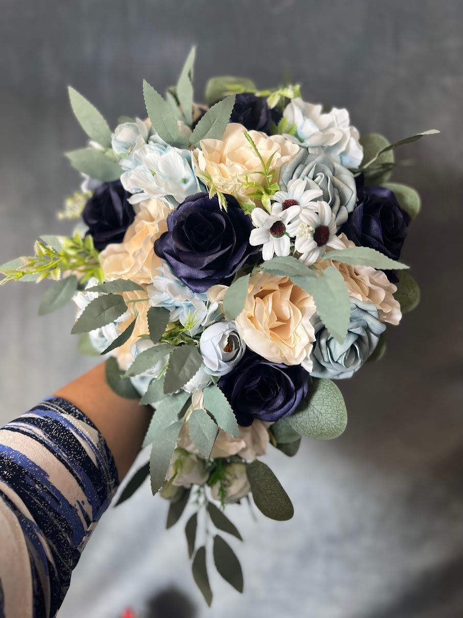 Laura Dusty Blue Ivory Navy Bundle – J \u0026 S Floral, image size:906x1208