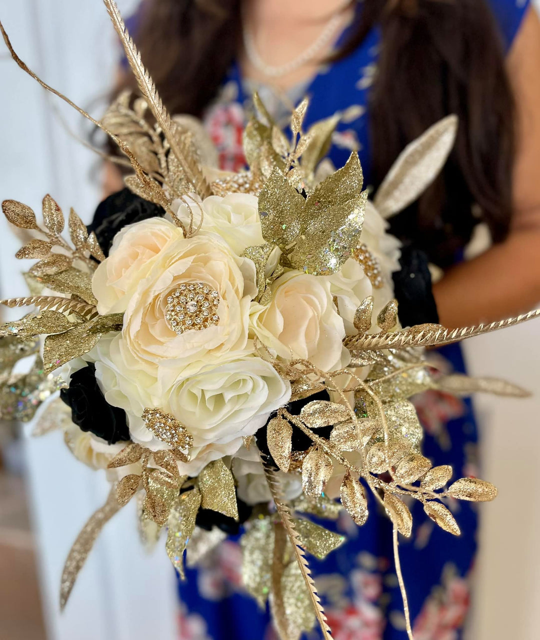 Glam Ivory Black Gold Bundle J & S Floral Glam Ivory Black Gold Bundle J & S Floral
