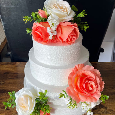 Alfreda Cake Flowers Arrangements